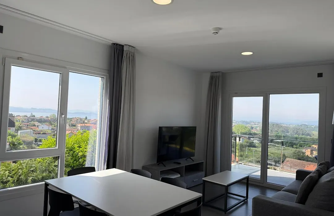 Apartamentos Onzamar-1